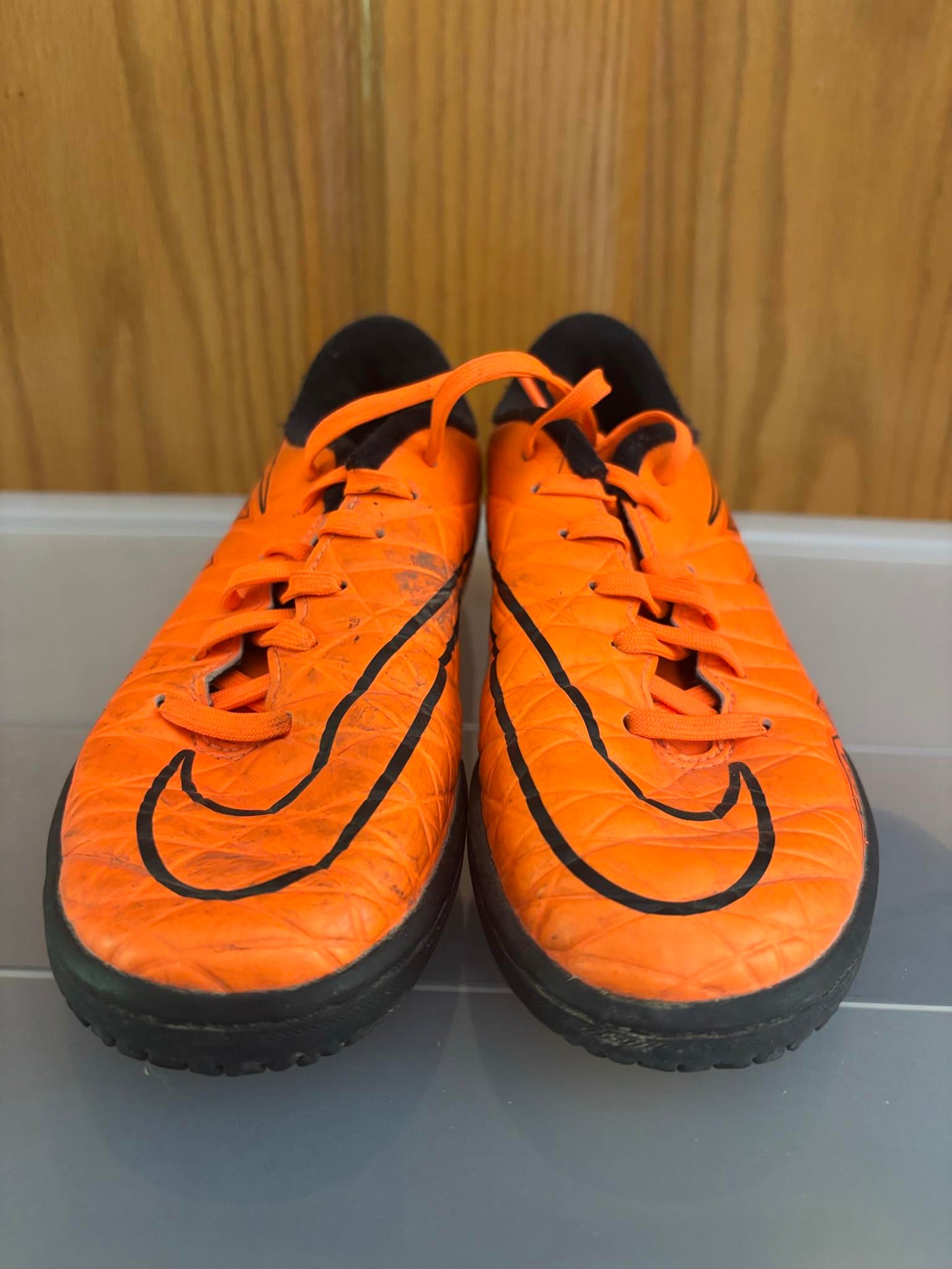 Size 2.5 Orange Futsal Cleats