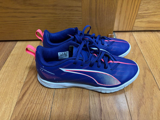 Size 4.5 Blue and Pink Futsal Shoes