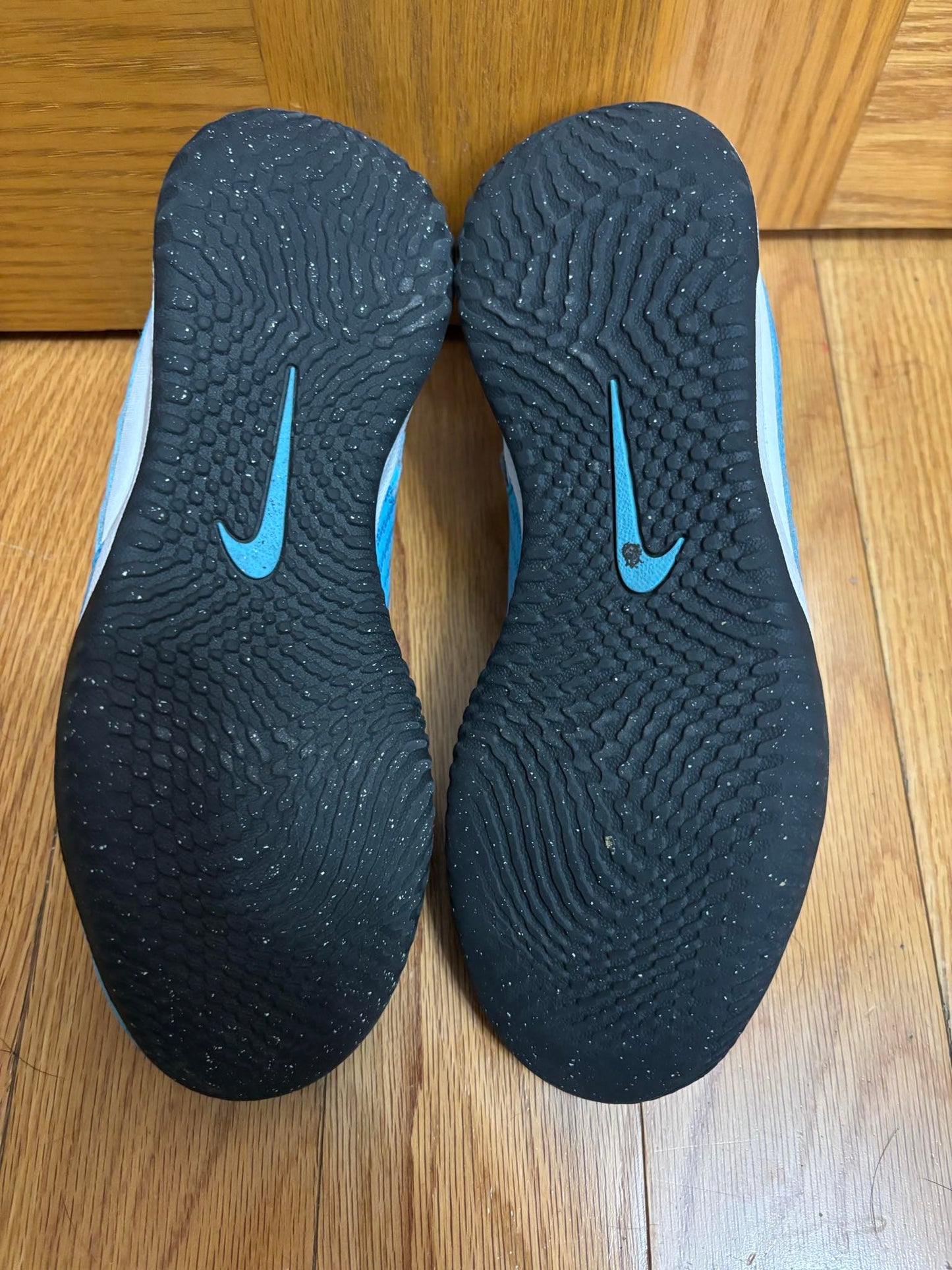 Size 5.5 Blue, White, and Pink Slip-on Futsal Shoes